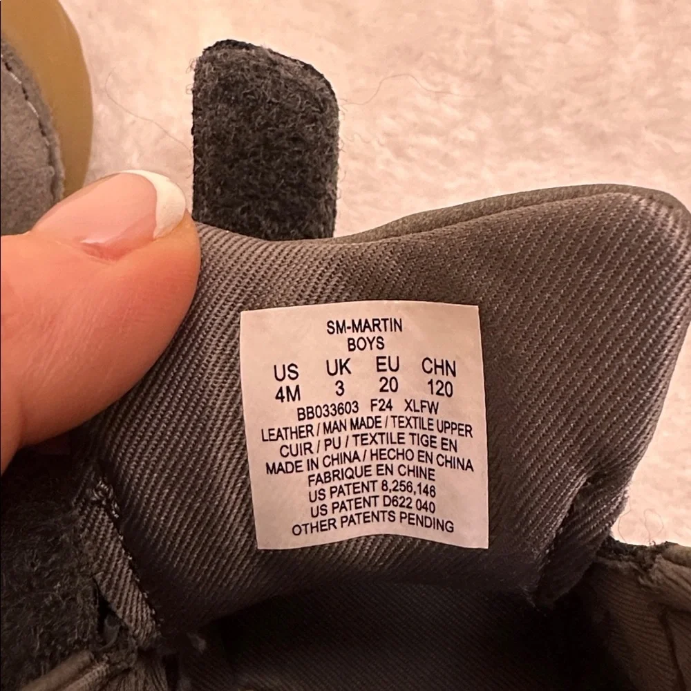 Stride Rite SM Martin Toddlers US 4 Gray Leather Casual Shoes Slip‎ Resistant